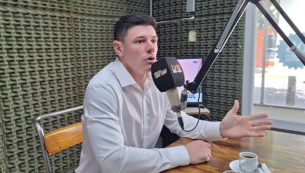 Estrategia. El senador libertario Bruno Olivera se plegó a la estrategia de polarizar con el peronismo kirchnerista, al señalar que repiten fórmulas que han fracasado.