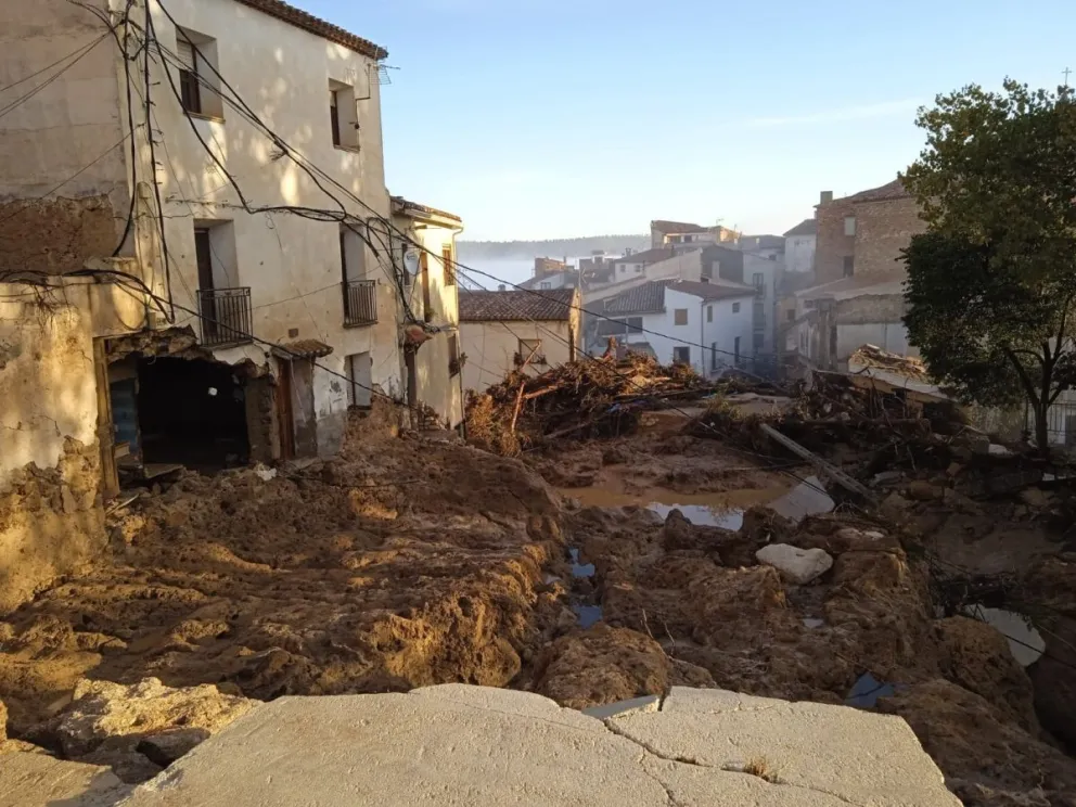 "La gente se sube a los techos buscando rescate": el testimonio de un argentino luego de la inundación en Valencia