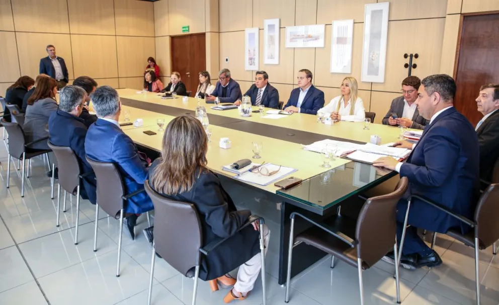 Definición. Los diputados de la Sala Acusadora rechazaron el pedido de juicio político que había pedido el empresario libertario Sergio Vallejos, a través de una denuncia.