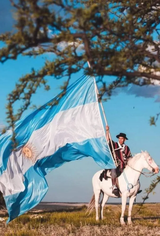 Día de la Tradición y su homenaje al legado gauchesco en Argentina.