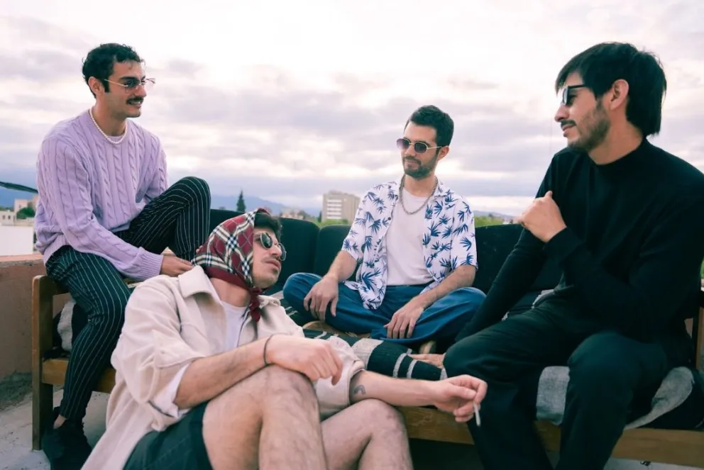 Postcasete presenta su show en el Teatro del Bicentenario. 