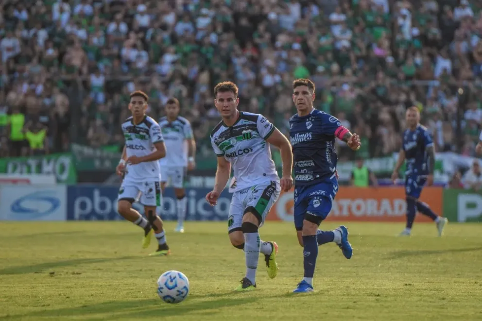 Toro bravo. Nueva Chicago llega a la serie ante San Martín, luego de eliminar a otro gigante de la categoría como es Quilmes.