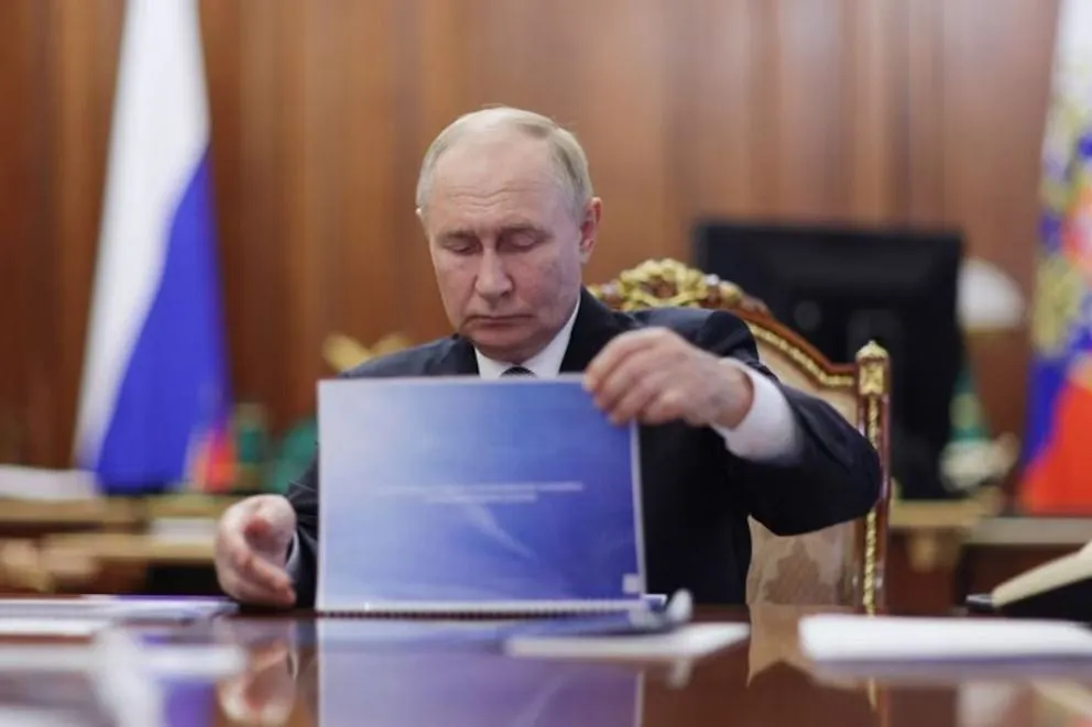 Putin autorizó el uso de armas nucleares en respuesta a agresiones convencionales. 