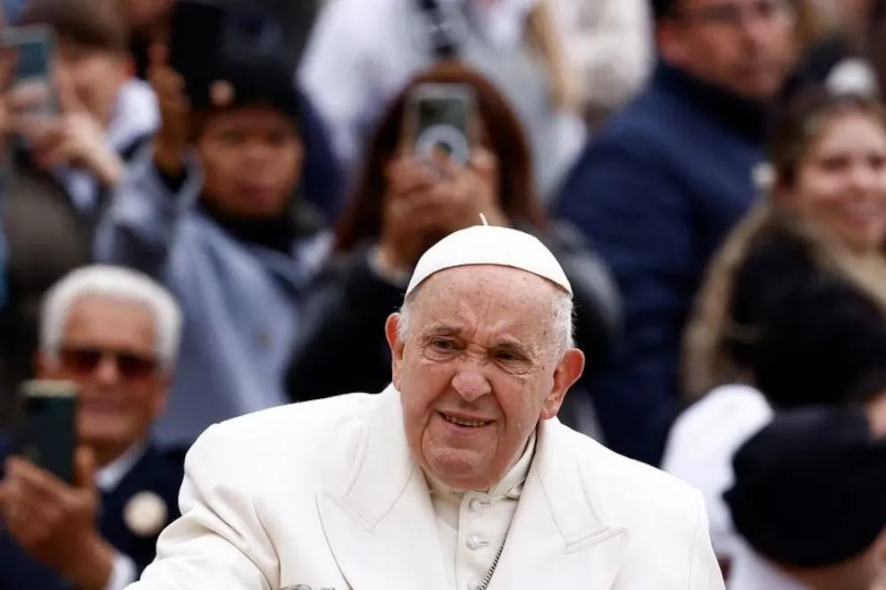En su nuevo libro el Papa Francisco lanza duras críticas contra la expansión de las apuestas en línea. 