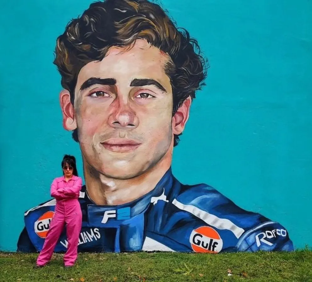 Homenajearon a Franco Colapinto con un impactante mural en Luján. 