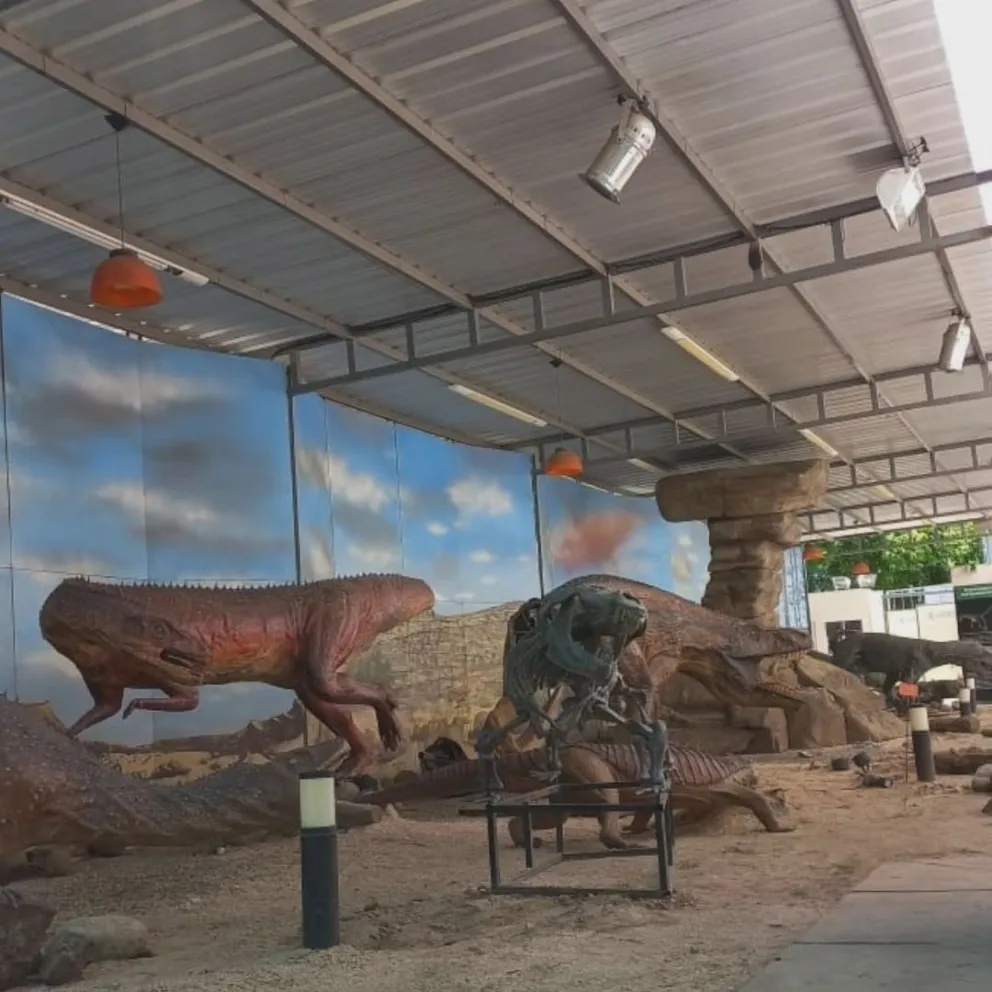 Novedad. Las réplicas, a escala real de los habitantes del período Triásico, una de las modificaciones para los turistas.