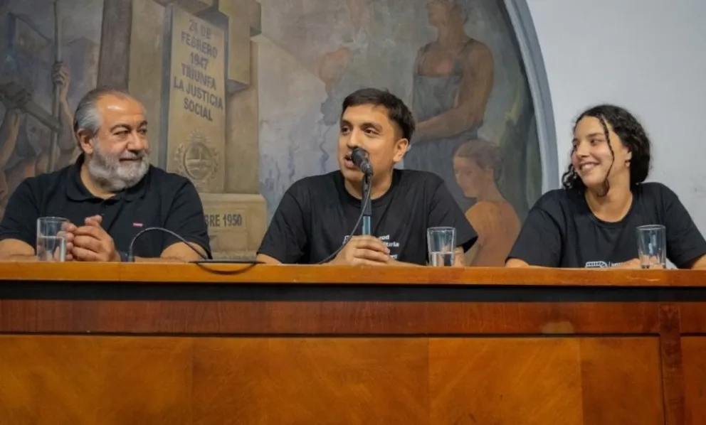  Juan Pablo Gómez, estudiante avanzado de la Licenciatura y Profesorado en Sociología de la UNSJ y conductor de Ideas