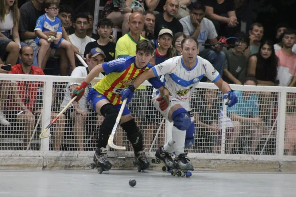 Olimpia y Valenciano definen al campeón de la Superliga este domingo (foto gentileza-Sobre Patines)