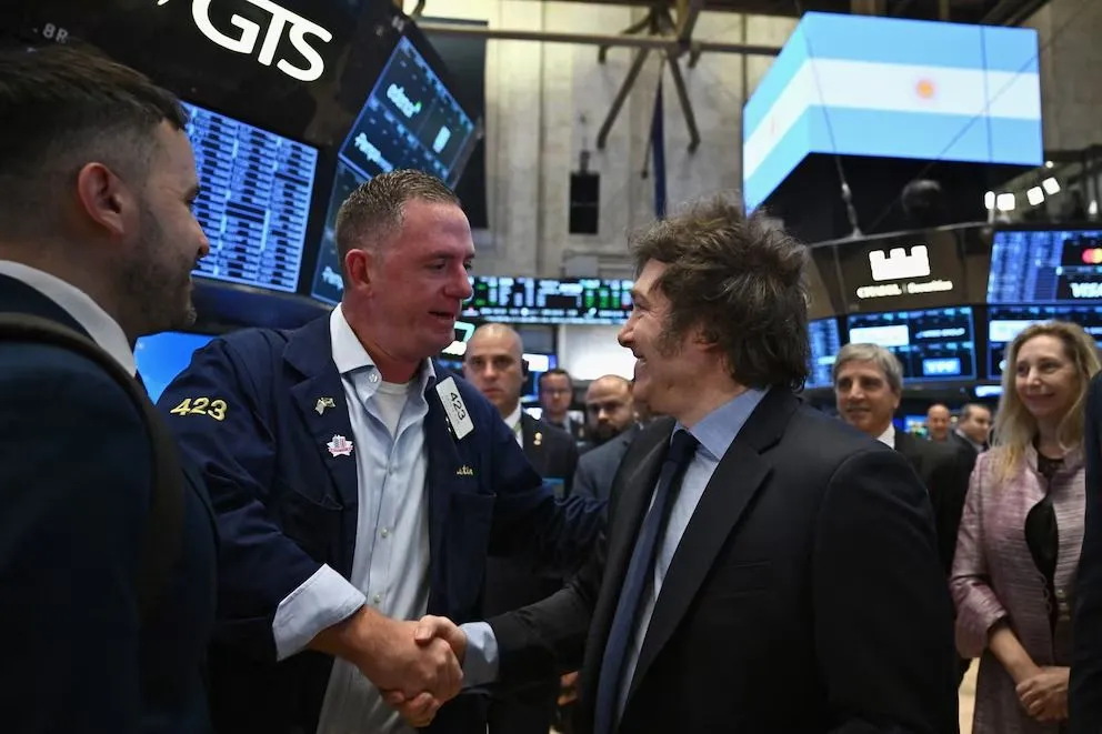 Empresas argentinas en Wall Street alcanzan un valor de USD 200.000 millones tras fuertes subas en sus acciones. 