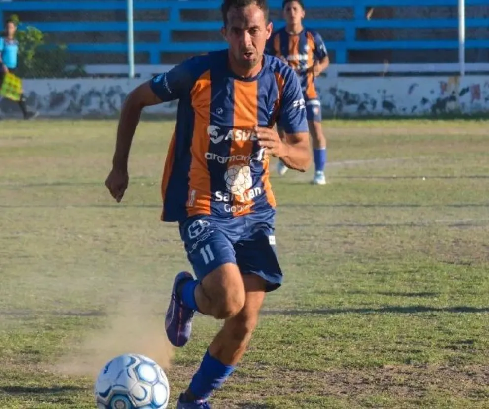 Un futbolista perdió todo en un incendio, y desde su club lanzaron una campaña solidaria