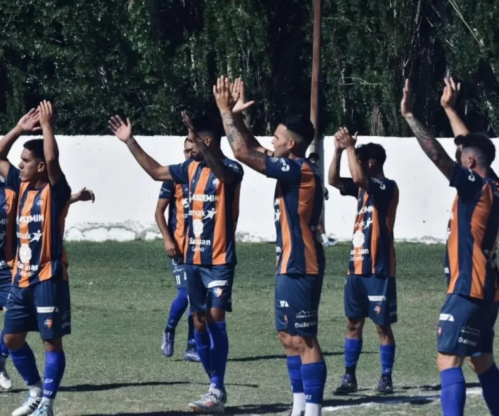 Minero venció a Unión en el primer cruce del Torneo Regional Amateur