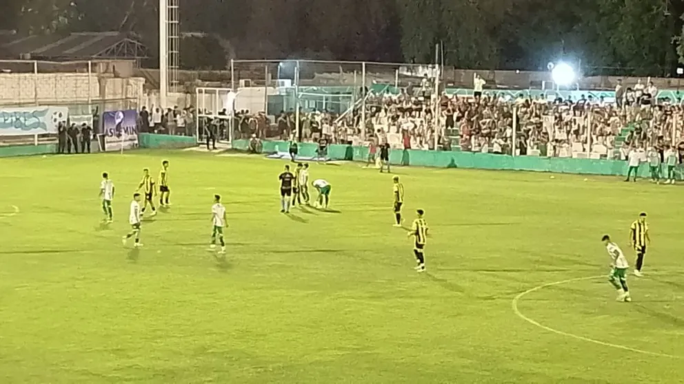 Sportivo Desamparados se juega la clasificación ante Atenas de Pocito.

