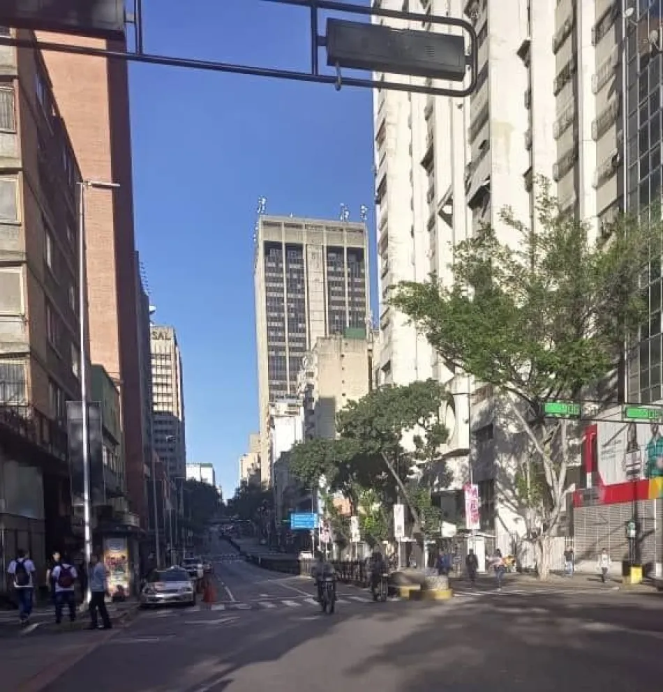 Cómo es el día a día de los venezolanos, en medio de los fuertes enfrentamientos por la asunción de Maduro. 