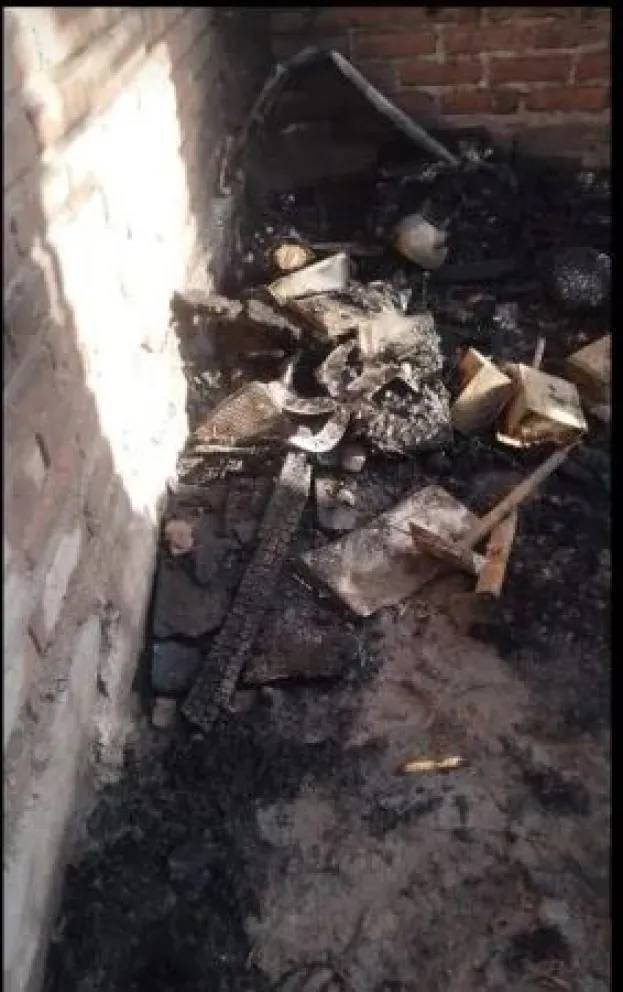 Una familia caucetera perdió todo producto de un incendio