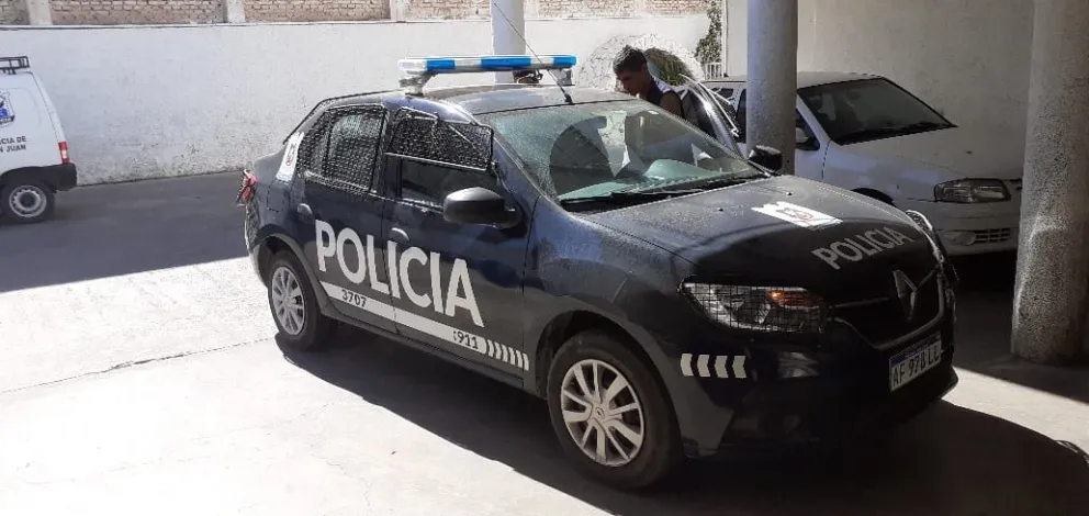 Detuvieron a un hombre con pedido de captura por robo agravado en Mendoza. 