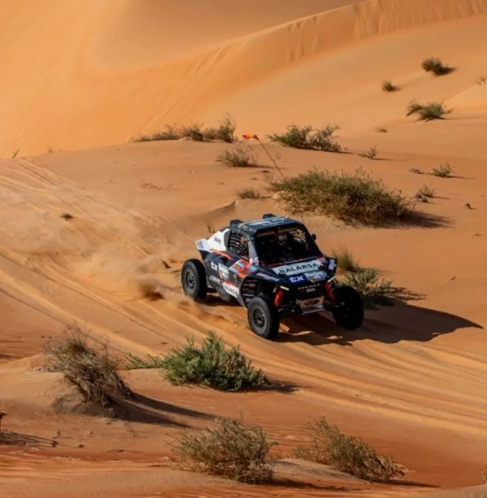 El sanjuanino Lisandro Sisterna sigue firme en el Dakar 2025 y se mantiene en el top 3 de la general 