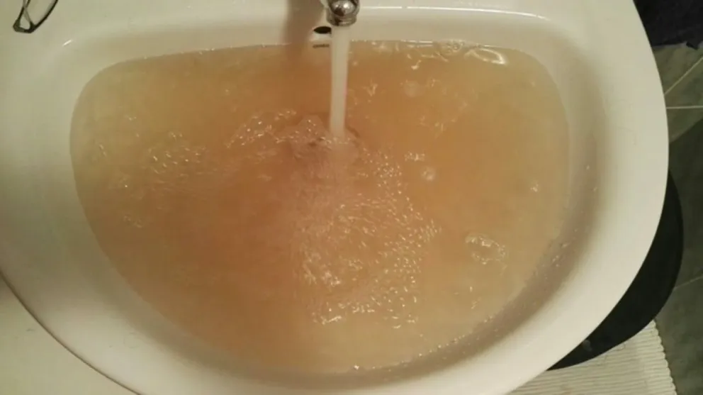 OSSE pidió a los usuarios cuidar las reservas domiciliarias de agua. 