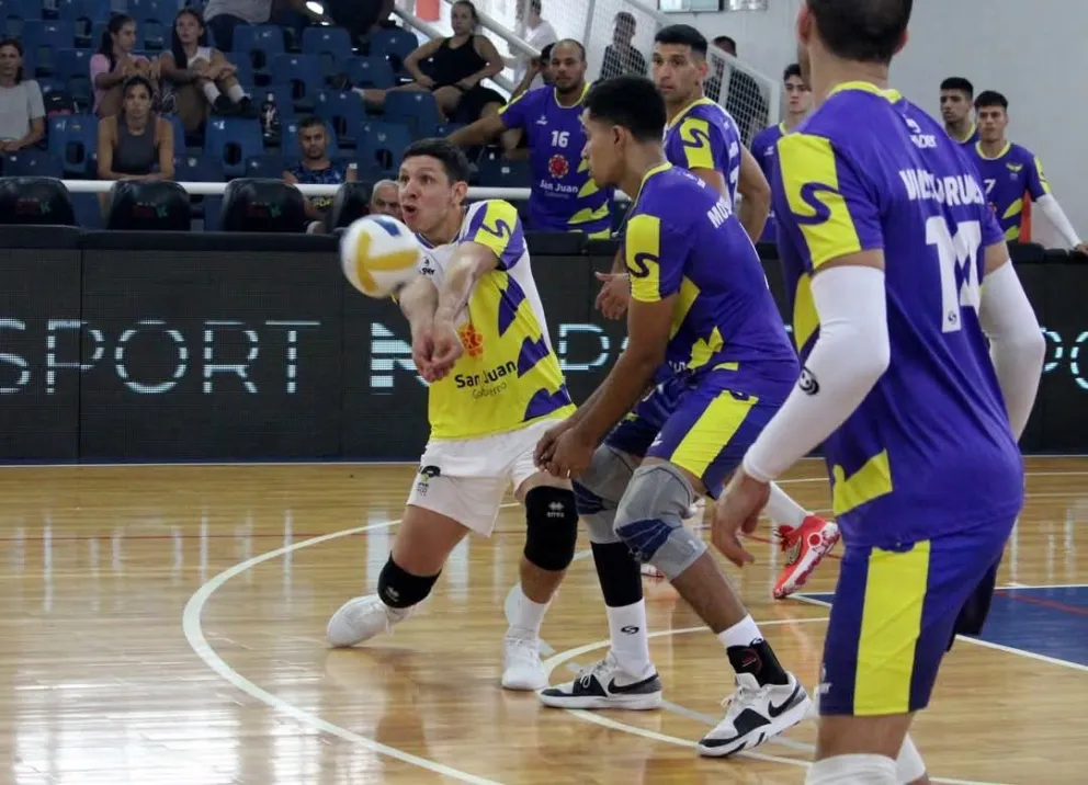 UPCN, Obras y UVT son los tres equipos que representan a San Juan en la Liga Nacional de Vóleibol, en la fase clasificatoria que se disputa en Paraná.