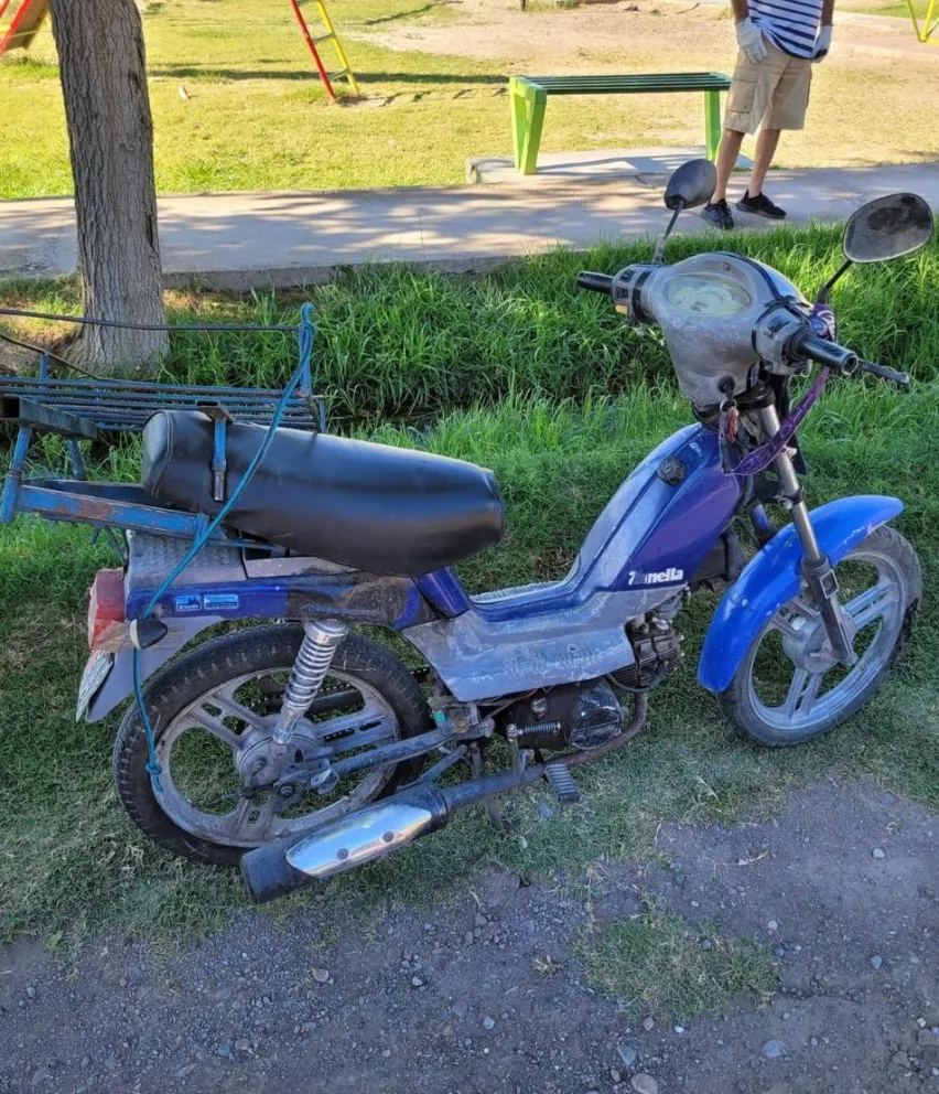 El siniestro se produjo en la intersección de las calles Laprida y Pablo Rojas, en el departamento Rivadavia.
