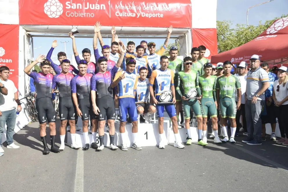 Fotos 0264Noticias - La Municipalidad de Pocito se quedó con la tercera etapa de la Vuelta a San Juan, y Nicolás Tivani sigue líder 