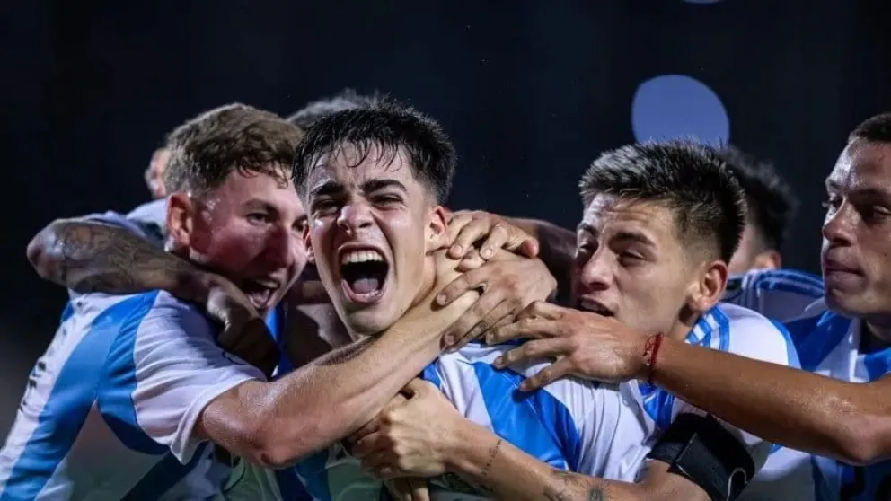 Los pibes de la Selección Argentina Sub-20 festejando en Venezuela.