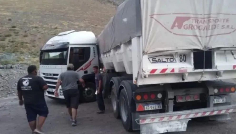 Un camionero de una empresa sanjuanina murió camino a Chile. 