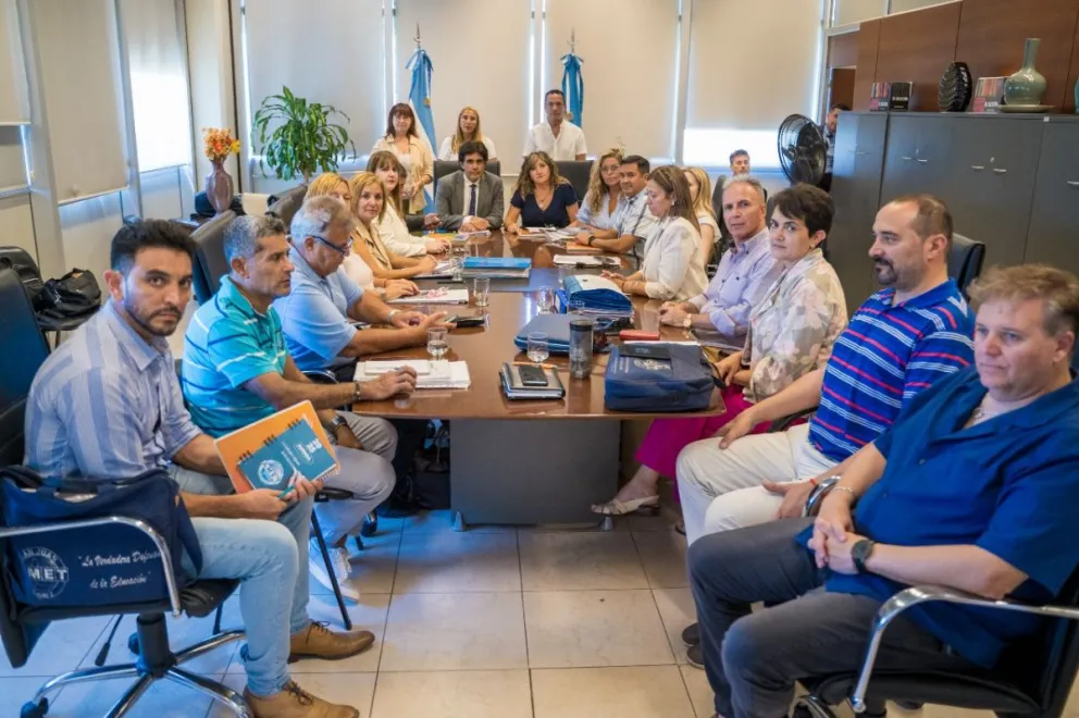 Achem, tras la reanudación de las paritarias: “Si los docentes no aceptan la última propuesta, abril se liquida con esta oferta” (Foto archivo)