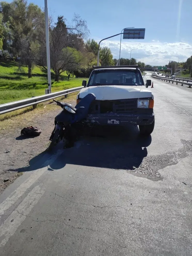 Piden cadena de oración por un sanjuanino que quedó grave tras un violento choque (imagen del siniestro vial)