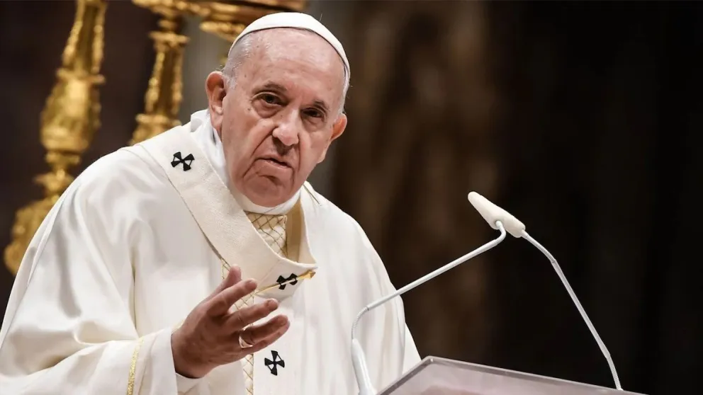 Habló el médico que trató al papa Francisco: “Hubo que elegir entre dejarlo ir o probar con todo”