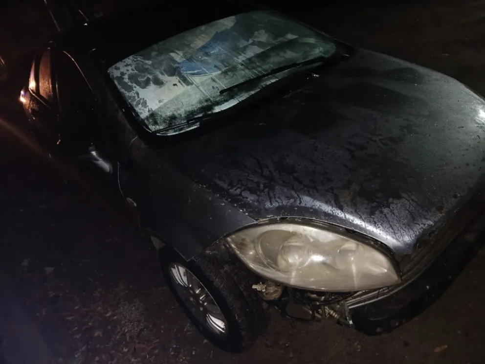 Canales desbordados, un auto arrastrado por la corriente y granizo, los efectos de la tormenta en Jáchal. 