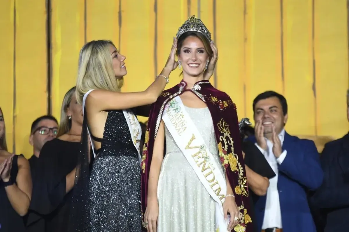 Mendoza eligió a su reina y virreina de la Vendimia | 0264Noticias