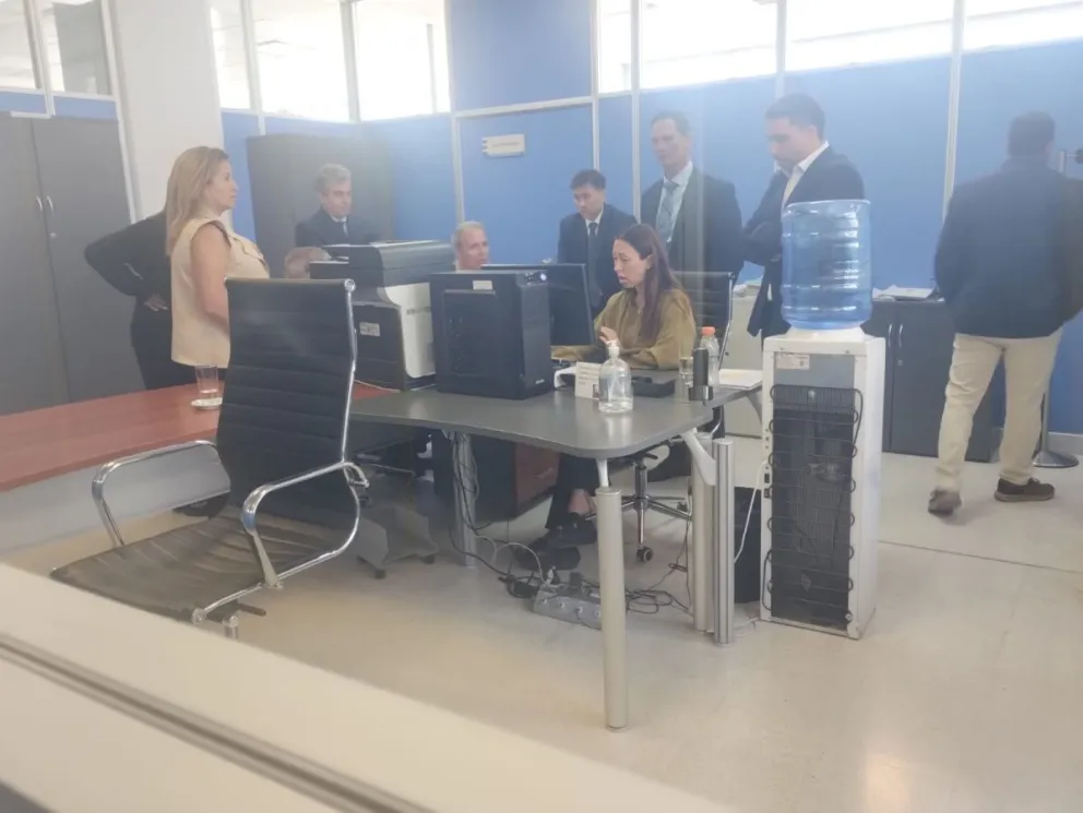 Tras la reunión, Gobierno no descontará el último paro docente y los gremios se comprometen a no realizar nuevas medidas (Foto 0264Noticias)