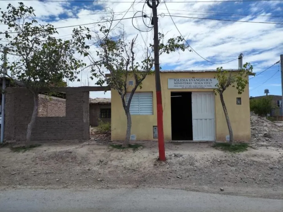 Lamentable. Los delincuentes ingresaron al templo "Jesús Vive" y robaron calzado y vestimenta que iban a ser donados a menores en situación de vulnerabilidad.