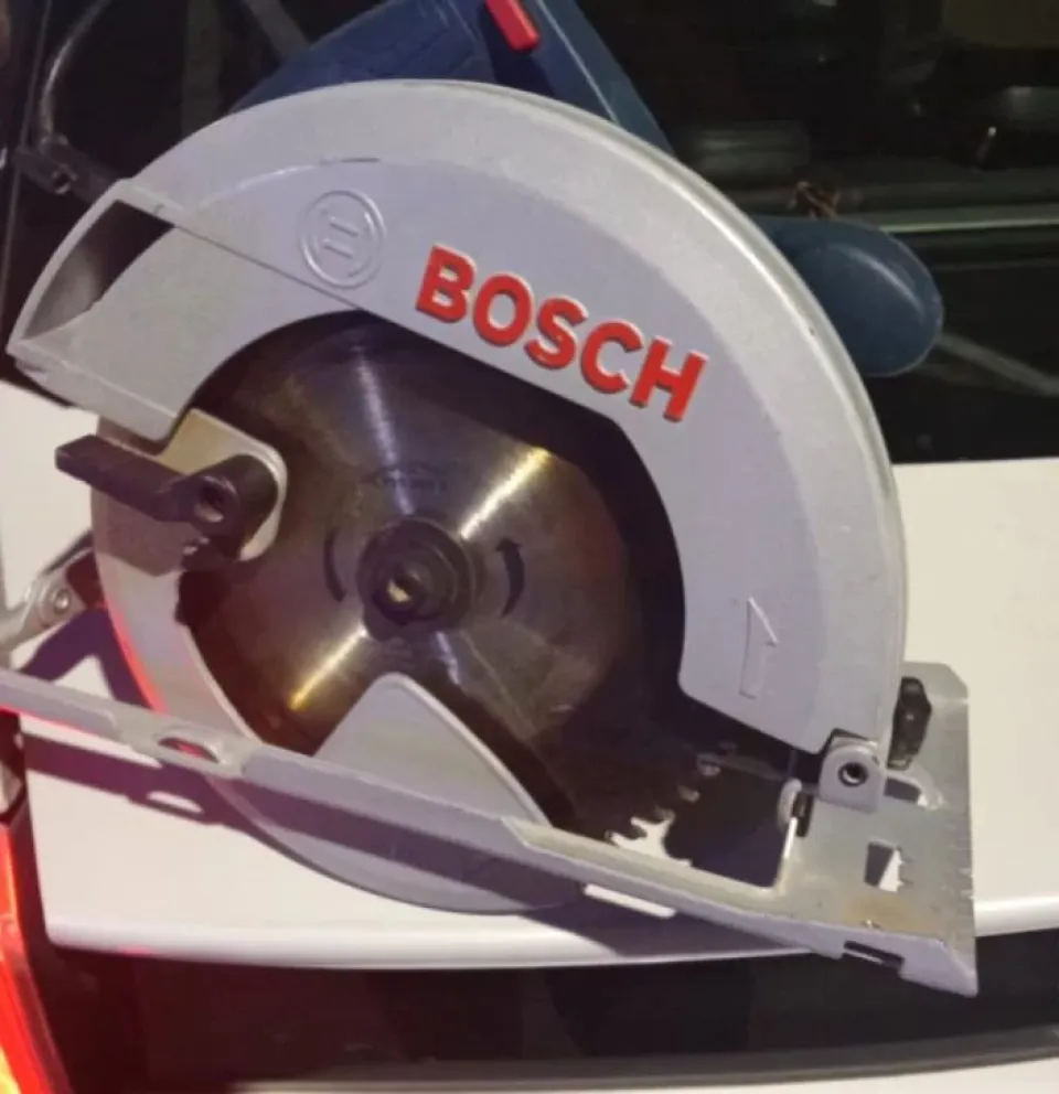 Un menor se robó una sierra, la publicó en Marketplace y terminó detenido 