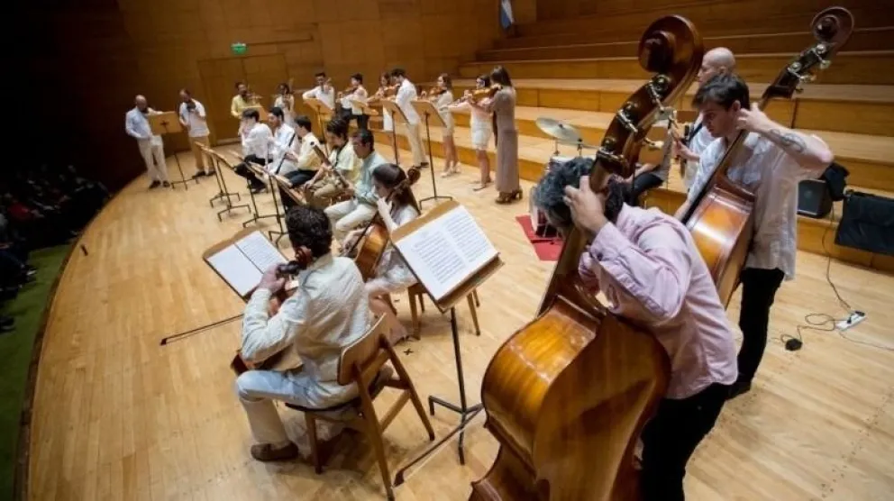 La Camerata San Juan abrirá su temporada con una noche de boleros. 