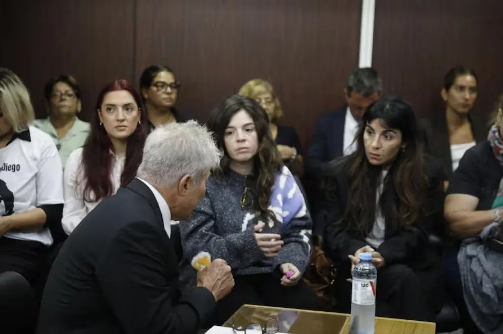 Declaró el propietario de la casa donde falleció Maradona y dijo que no vio ambulancias para su asistencia. 