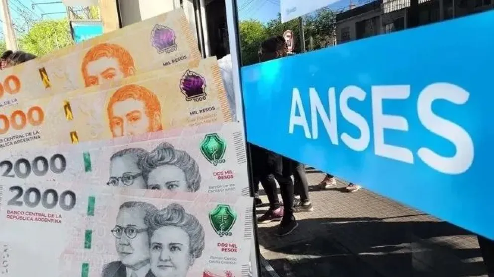Anunciaron un nuevo bono de $70.000 para jubilados. 