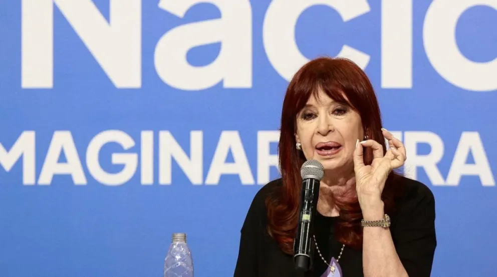 Cristina Fernández analiza ir a la Corte Interamericana de Derechos Humanos para frenar su posible detención. 