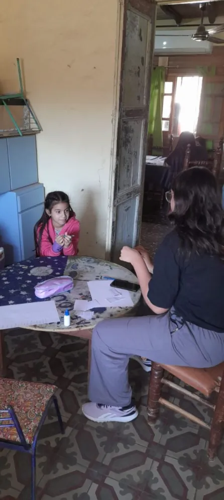 Se buscan voluntarios para enseñar lectura y escritura a niños.