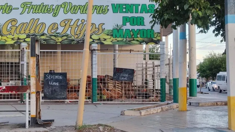 Imputaron al verdulero acusado de matar a golpes a una perrita en Rawson (Foto de la verdulería, donde mataron a “Negrita”, la perrita) 