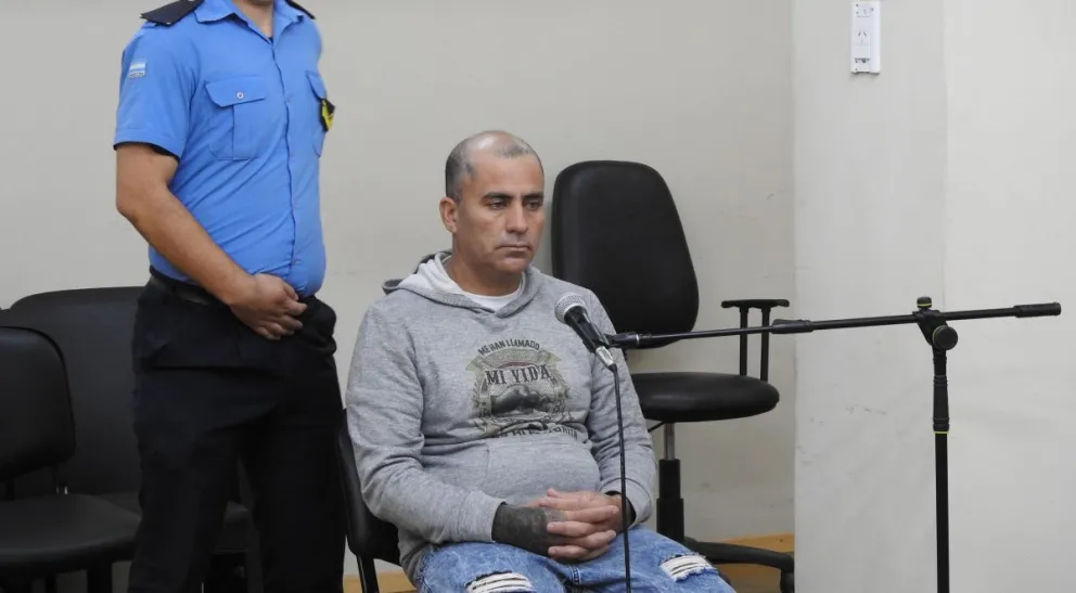 Sixto Eduardo Carrizo, alias “El Gitano”, fue condenado por haber asesinado de un disparo a Jorge Romero, conocido como “El Mudo”. El acusado reconoció su responsabilidad en la audiencia de juicio abreviado (Fotos 0264Noticias)
