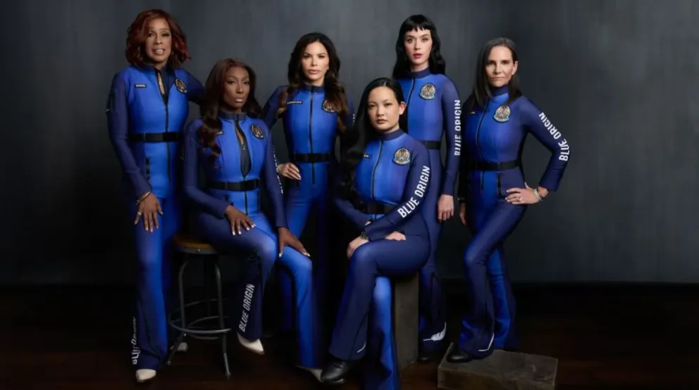Seis famosas volarán al espacio en una nave de la compañía Blue Origin. 