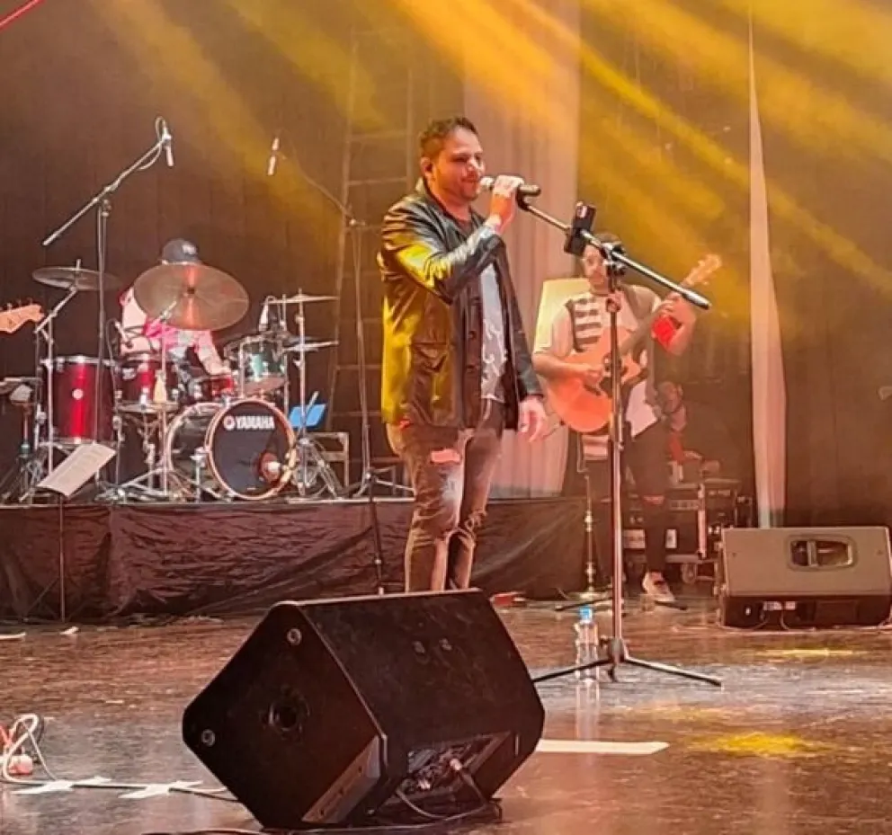 Daniel Álvarez, cantante de Charly Eterno: “Hacer a Charly es un desafío importante y una responsabilidad muy linda”