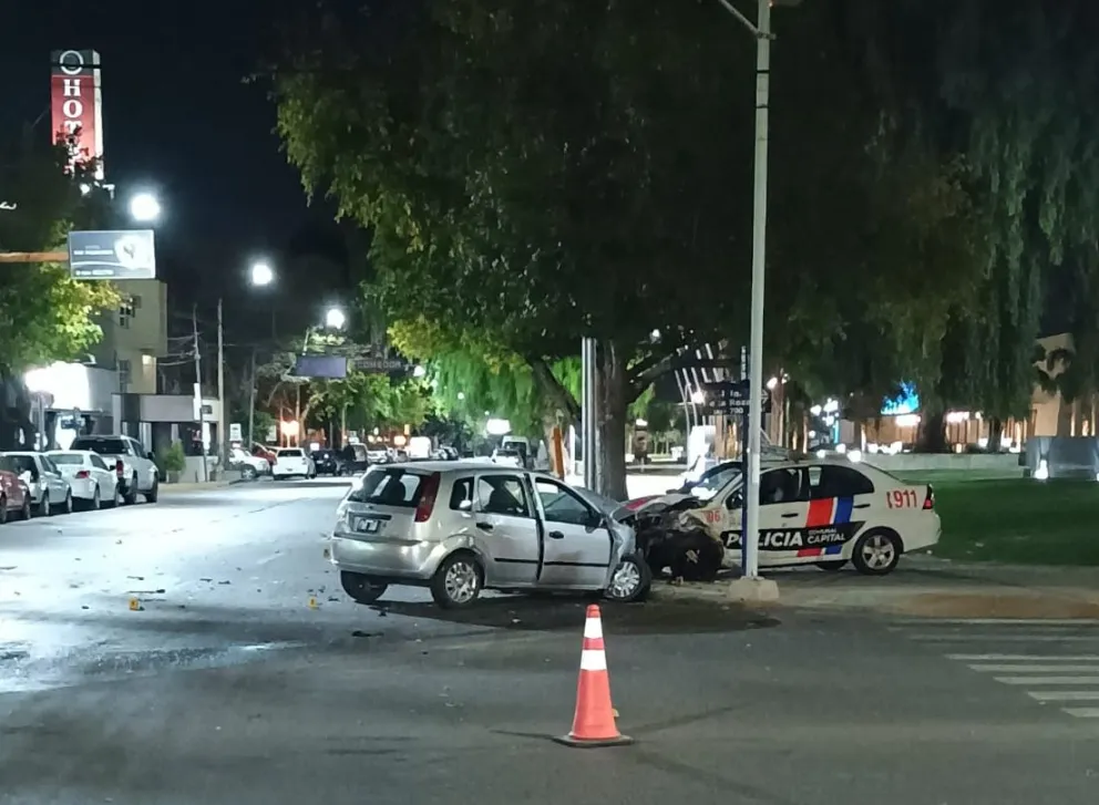 En menos de 7 horas, dos patrulleros fueron protagonistas de siniestros viales en distintos puntos de la provincia