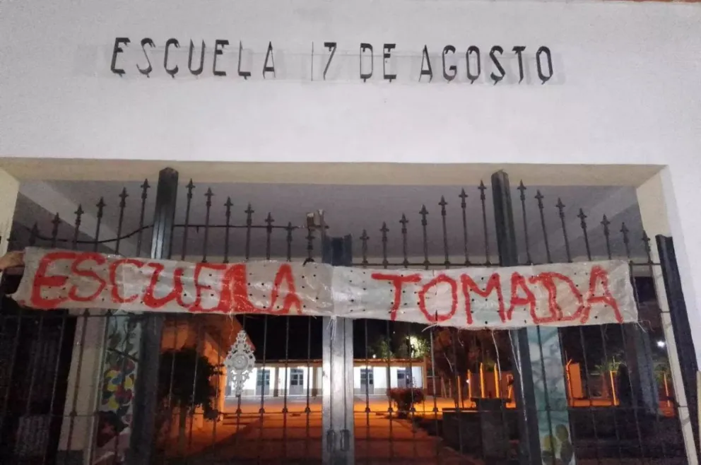 Padres tomaron una escuela en Iglesia: denuncian falta de transporte y condiciones precarias (Foto archivo)