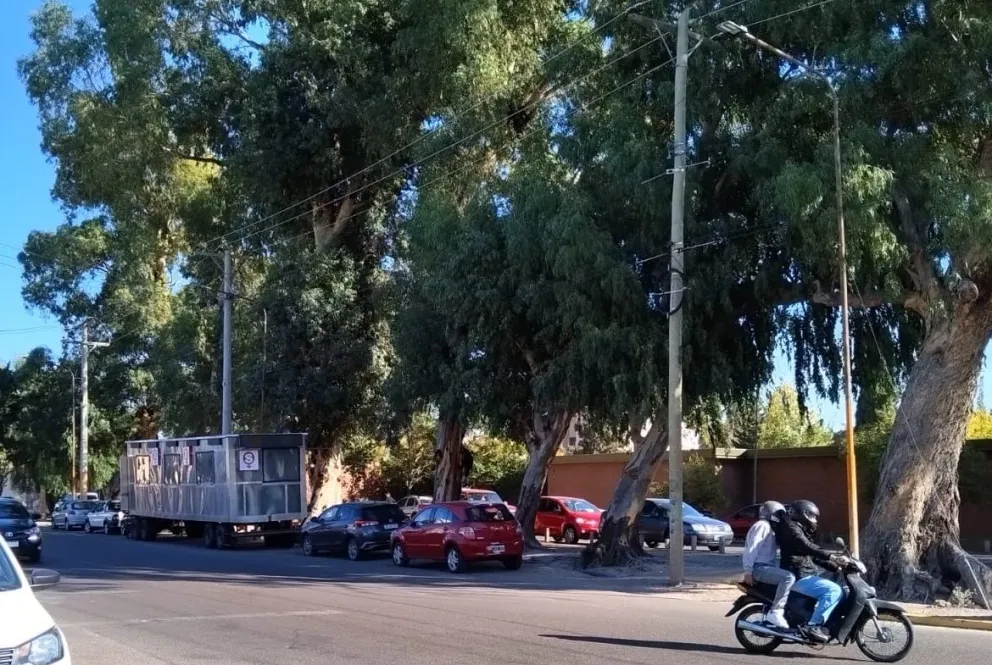La zona del Parque Belgrano, específicamente en calle Alberdi, entre España y Las Heras, estarán ubicados los carros pancheros (foto 0264Noticias)