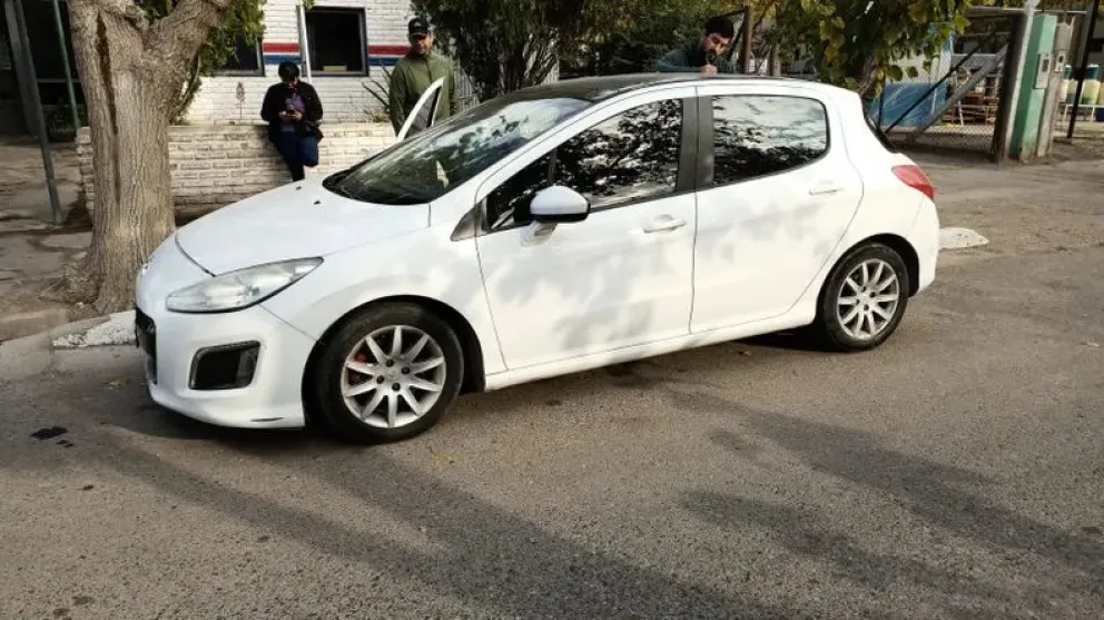 Secuestraron en Rivadavia un auto robado hace cuatro años en Córdoba