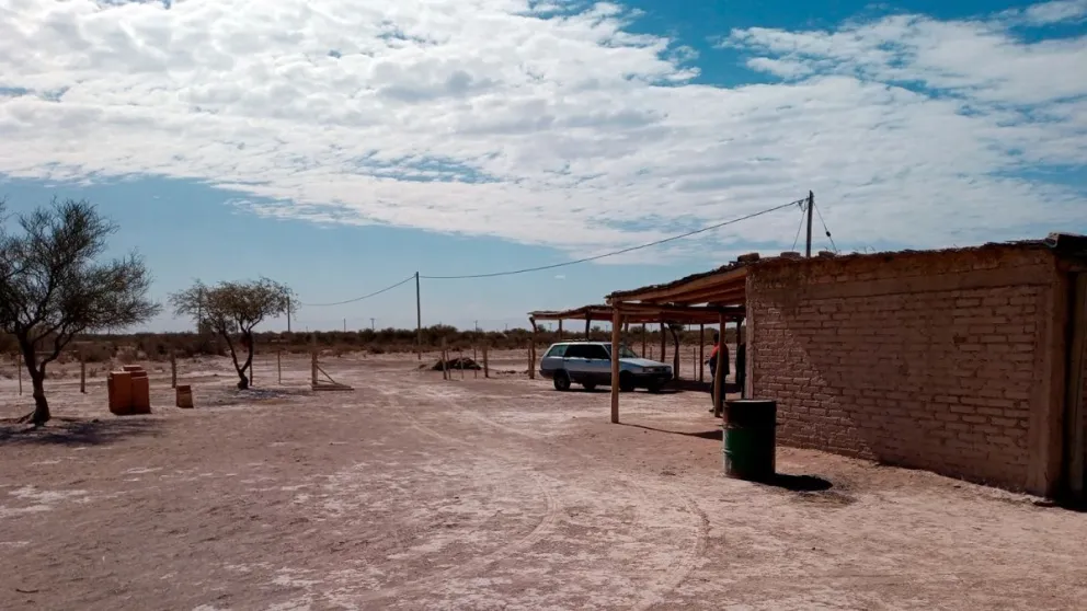 La Comunidad Huarpe Salvador Talquenca pide por sus tierras.