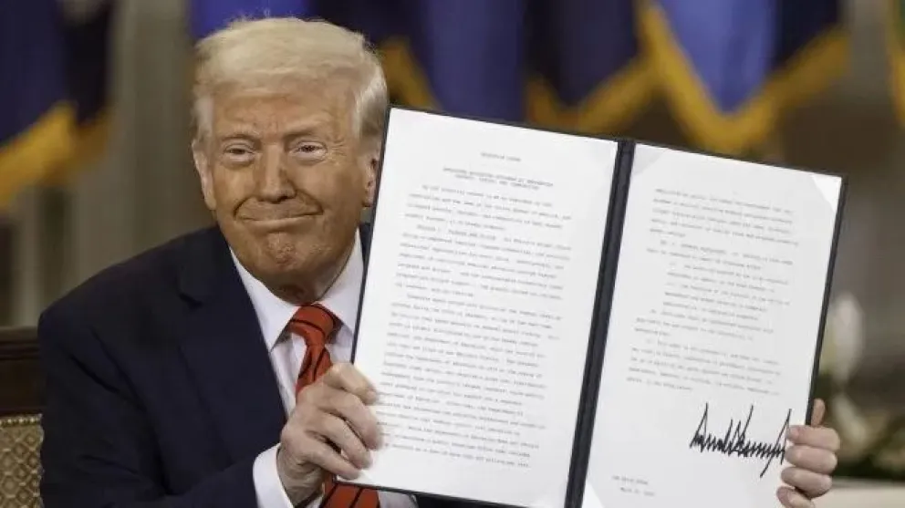 Trump anunció un arancel del 100% para todas las películas producidas fuera de EEUU. 
