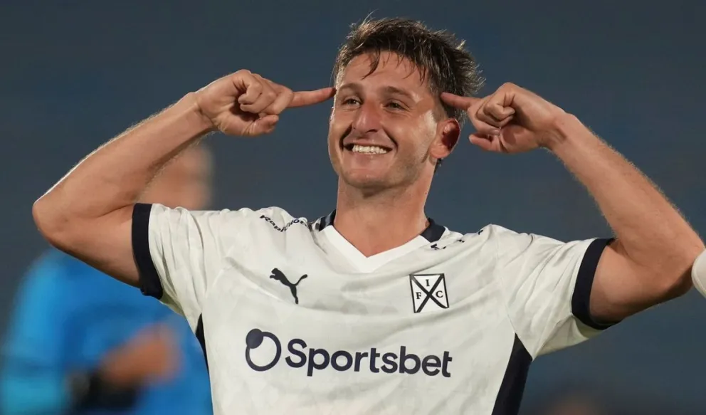 Con goles del sanjuanino Giménez, Independiente goleó y se ilusiona en la Sudamericana